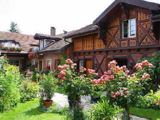 Hotel Zur Krone Аугген Экстерьер фото