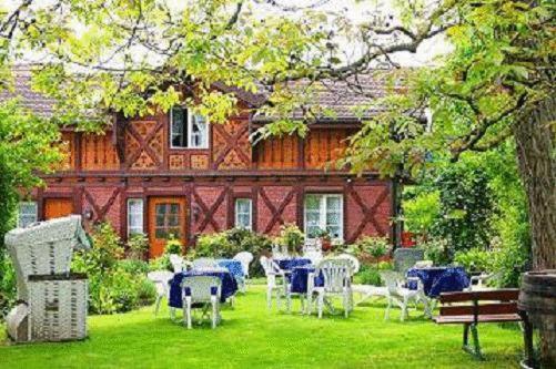 Hotel Zur Krone Аугген Экстерьер фото
